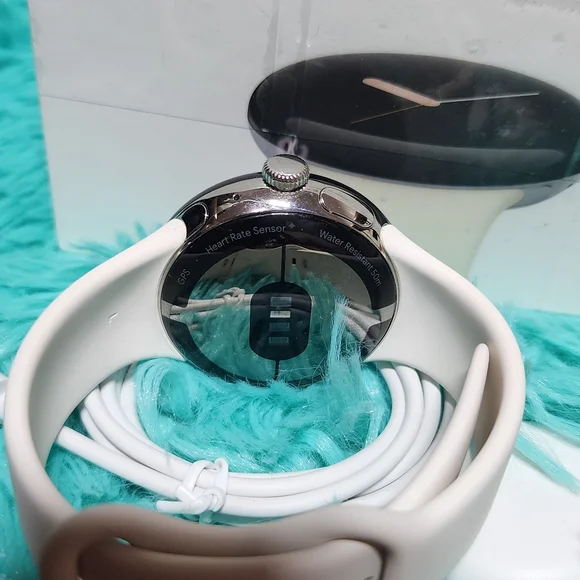 Google Pixel Watch 41mm Polished Silver